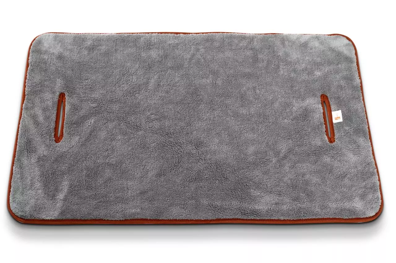fens TWO CUT Plush fens TWO CUT Plush
