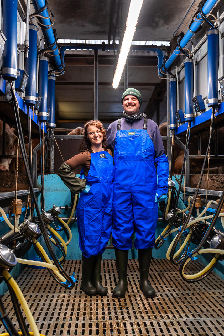WAHL-Hausmarke MELKER-LATZHOSE wasserdicht, blau