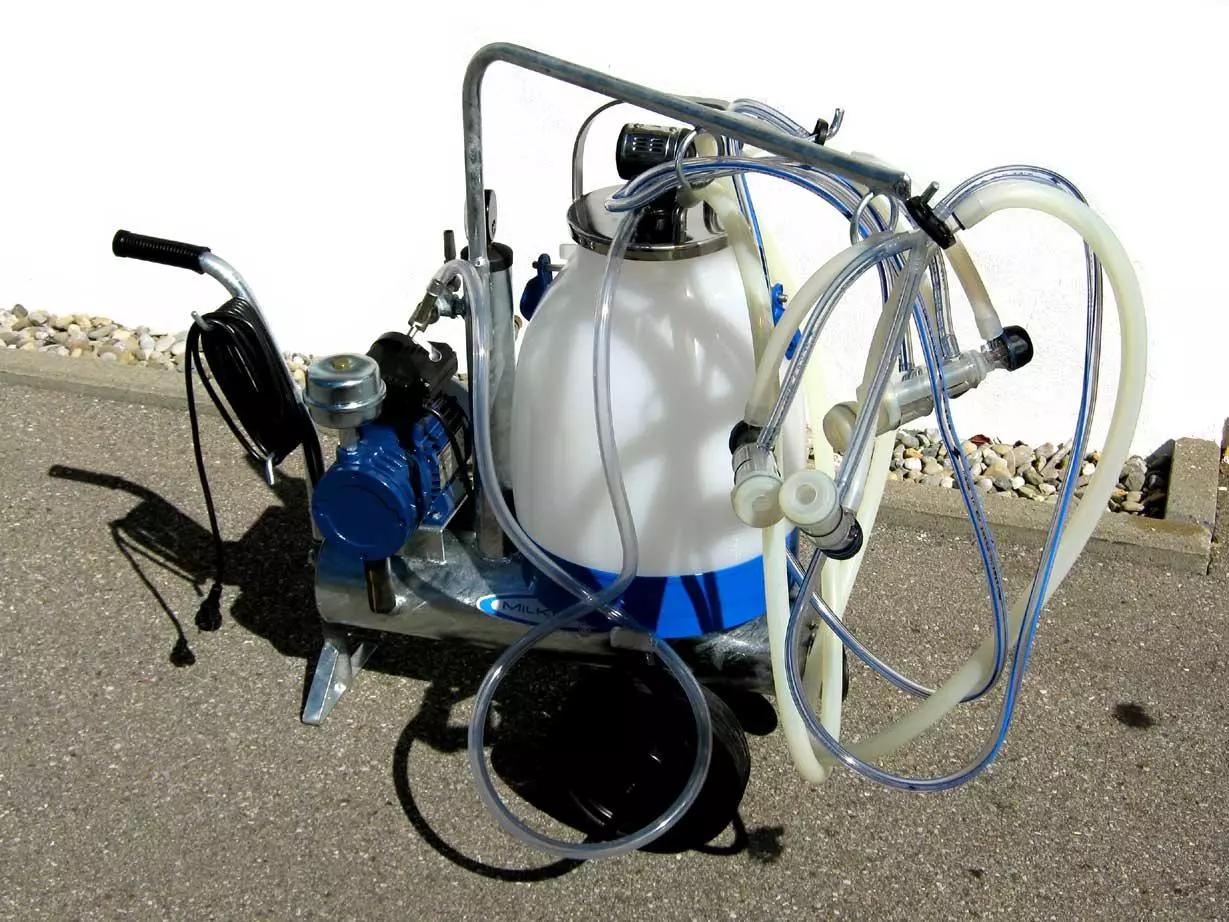 PVC-Melkeimer "KOMPLETT" für Schafe PVC-Melkeimer "KOMPLETT" für Schafe
